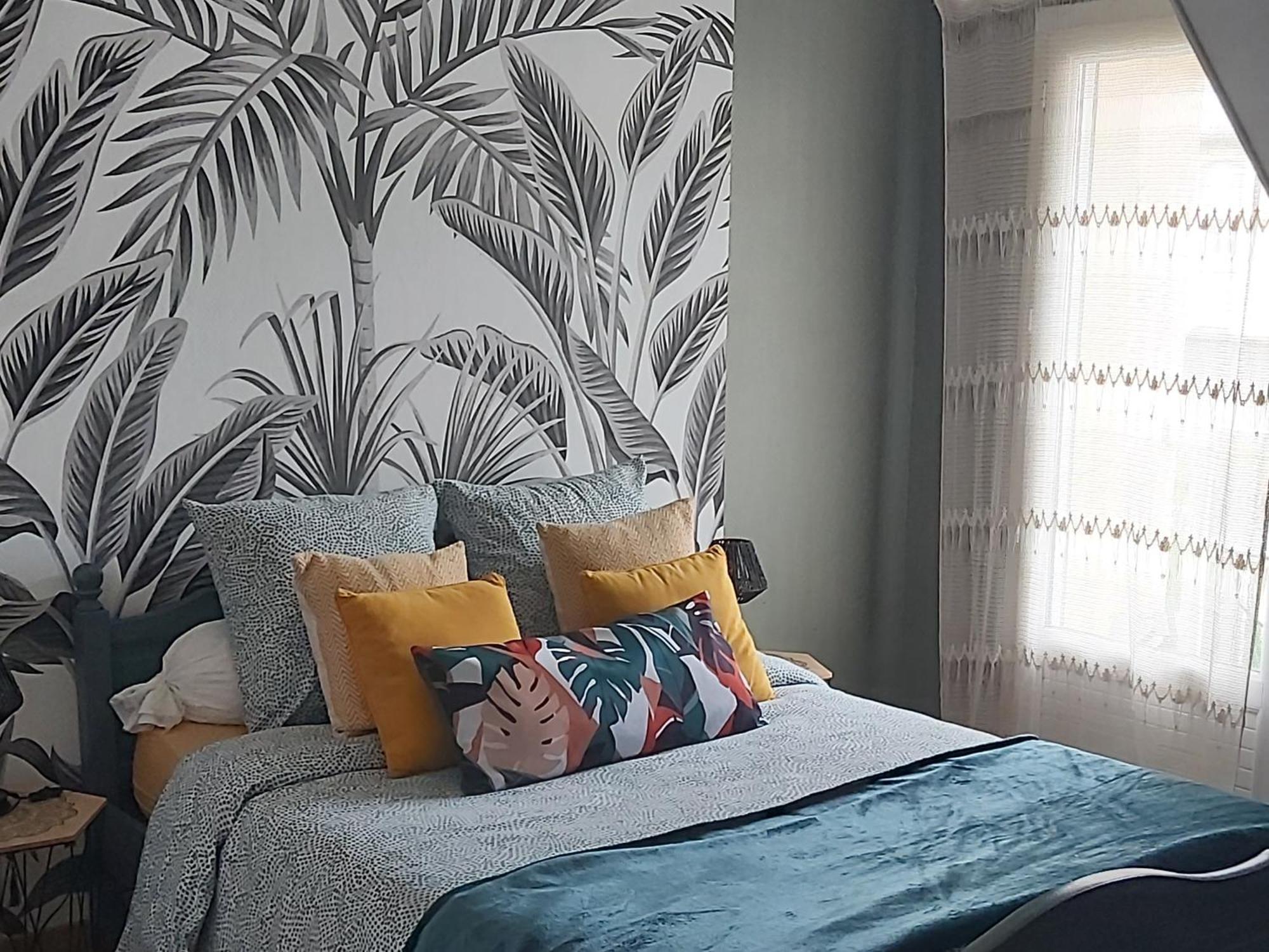Chambre Climatisee Au Coeur De Brive Avec Televiseur Connecte Wifi Netflix Экстерьер фото